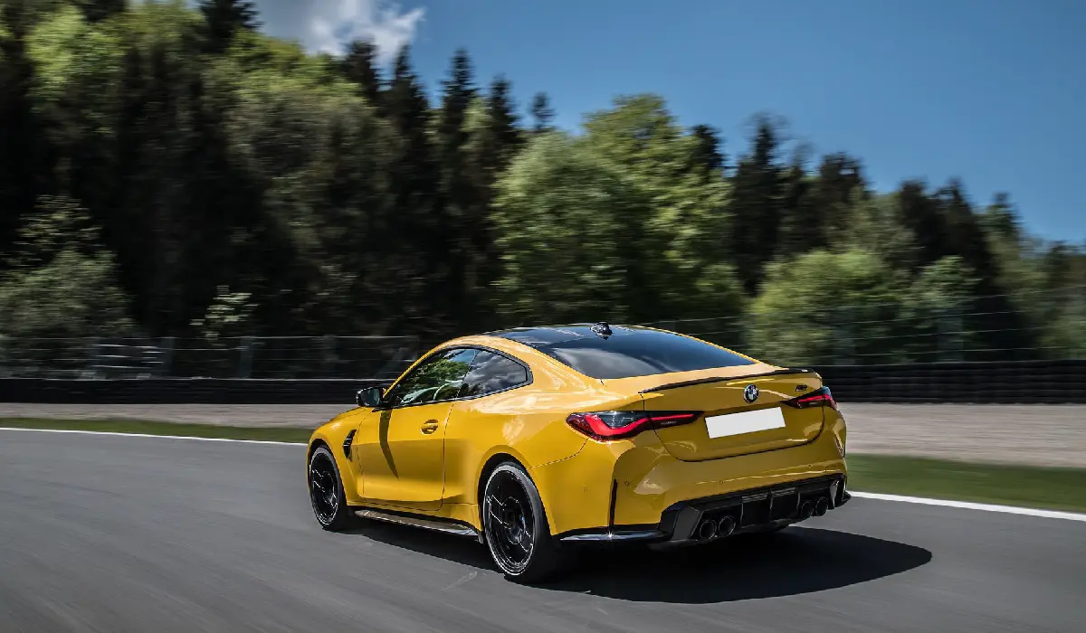 BMW - M4 Competition M xDrive - Coupe Car Rentals - Preowned Coupe Car - Exclusive Concierge Club.webp